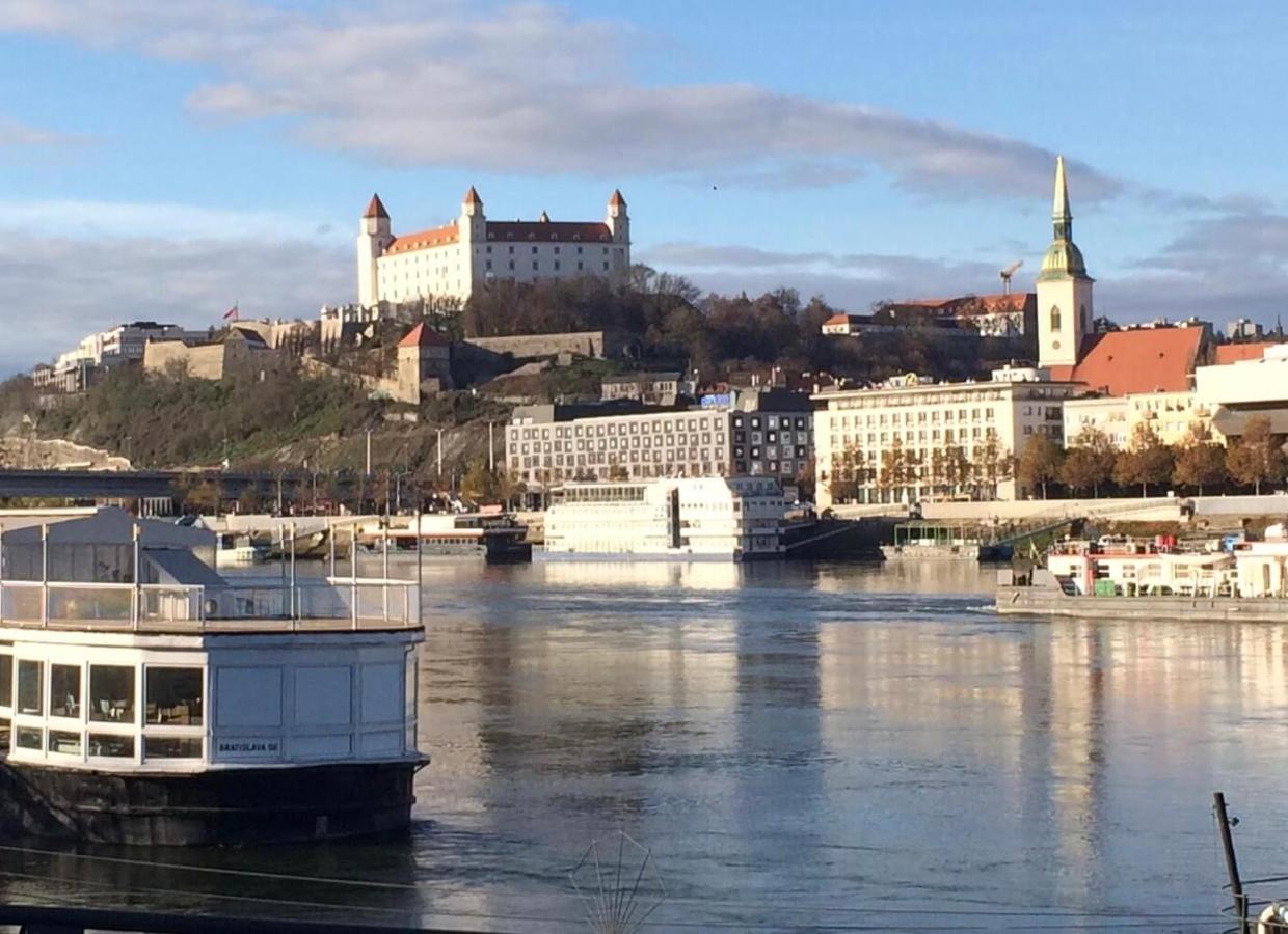 Nice Flat Under The Castle Bratislava Buitenkant foto